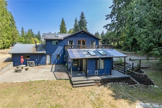 121 S 7th Ave, Port Hadlock, WA 98339