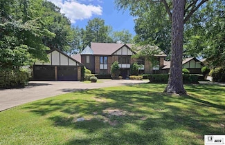 2912 River Oaks Dr, Monroe, LA 71201