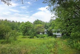 958 Canaan Rd, Skowhegan, ME 04976