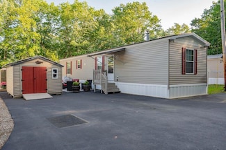 84 Sanford Rd Unit 15, Alfred, ME 04002