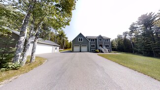 19 Barrett Ln, Holden, ME 04429