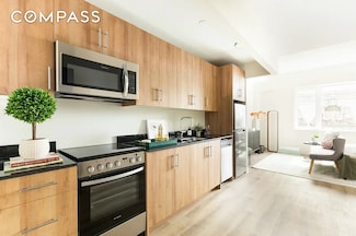8 Palmetto St Unit 608, Bushwick, NY 11221