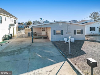 21 Lake Michigan Dr, Little Egg Harbor Township, NJ 08087
