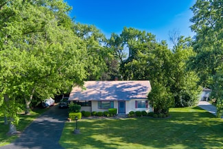 1333 W 59th St, La Grange Highlands, IL 60525