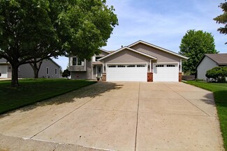 3787 63rd St E, Inver Grove Heights, MN 55076
