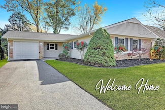 24 Globe Ln, Willingboro, NJ 08046