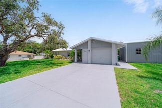 405 Ridgecrest Dr, Punta Gorda, FL 33982