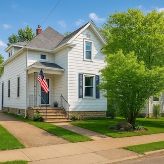 1340 Liberty St, Oshkosh, WI 54901