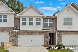 1746 Stampede Cir, Huntsville, AL 35803