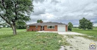 508 North St, Onaga, KS 66521