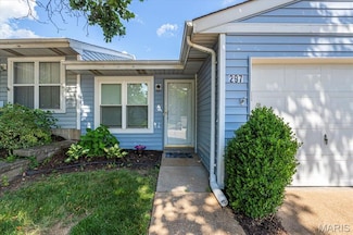 297 Highland Village Dr, Valley Park, MO 63088