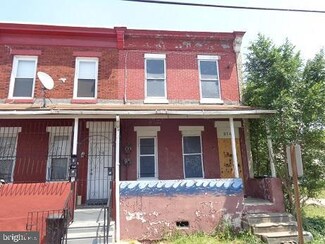 914 N 6th St, Camden, NJ 08102