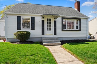 42 Bolton St, Cranston, RI 02920