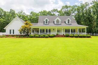8288 Miller Rd, Hahira, GA 31632