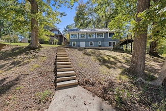 845 Alabama Shores Rd, Muscle Shoals, AL 35661