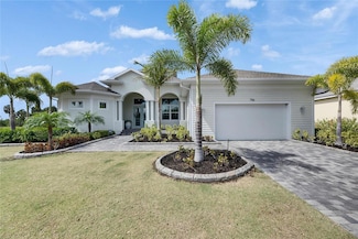 706 Manns Harbor Dr, Apollo Beach, FL 33572