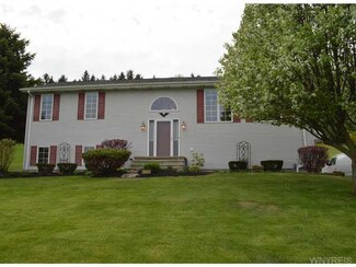 4356 Lower Mountain Rd, Lockport, NY 14094