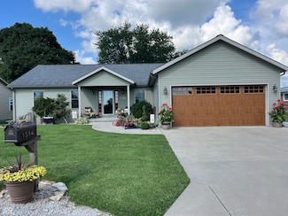 1364 S Ruth St, Rushville, IN 46173