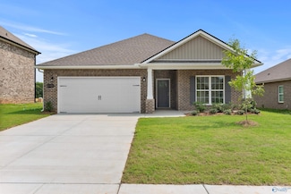 14419 Harvest Ridge Ln, Athens, AL 35661