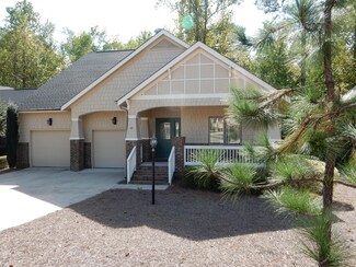 45 Lamplighter Village Ct, Pinehurst, NC 28374
