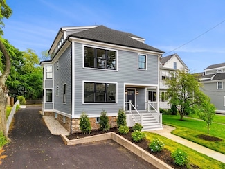 17 Fayette St Unit 17, Watertown, MA 02472