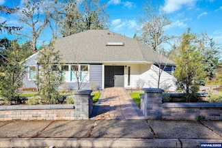 4565 Croisan Scenic Way S, Salem, OR 97302