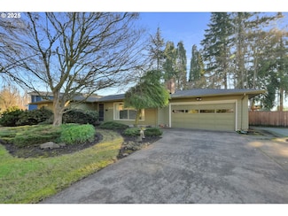 3076 Wayside Loop, Springfield, OR 97477
