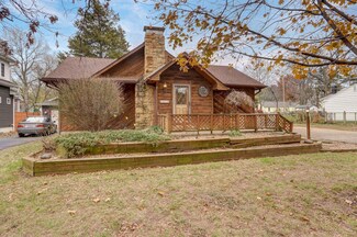 1838 S Kings Ave, Springfield, MO 65807