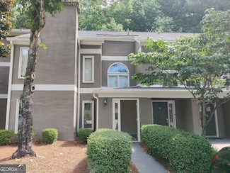 17 Brittany Way NE, Atlanta, GA 30324