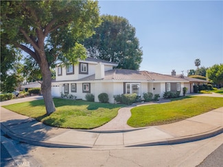306 Ivy Ct, Pomona, CA 91767