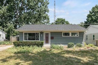 1316 Helmen Dr, South Bend, IN 46615