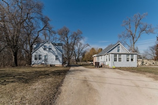 431 Barrington Rd, Wauconda, IL 60084