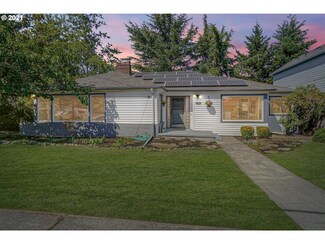 5029 SE Reedway St, Portland, OR 97206