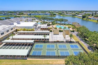 118 Sheffield E, West Palm Beach, FL 33417