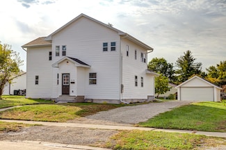 518 W 2nd St, Boone, IA 50036