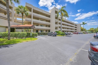 3154 Via Poinciana Unit 3060, Lake Worth, FL 33467