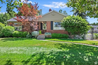 93 S 200 E, Kaysville, UT 84037
