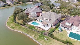 6310 Hidden Crest Way, Sugar Land, TX 77479