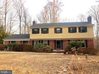 31 Glen Alpine Rd, Phoenix, MD 21131