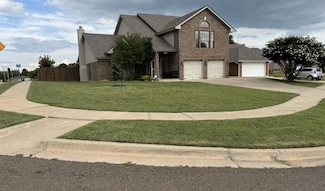 1725 Schooner Dr, Norman, OK 73072