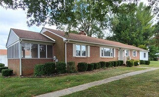 6 Mahan Rd, Farmville, VA 23901