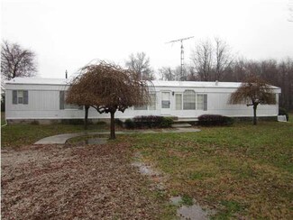 2149 E Jasper St Alford, Petersburg, IN 47567