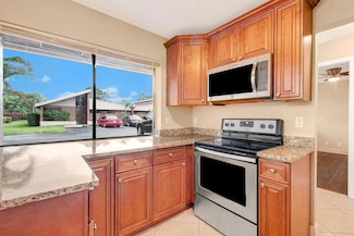 166 Sparrow Dr Unit 1B, Royal Palm Beach, FL 33411