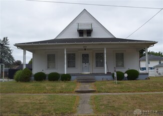 409 Pleasant Ave, Malvern, OH 44644