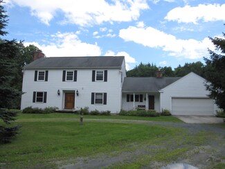 888 Hancock Rd, Williamstown, MA 01267