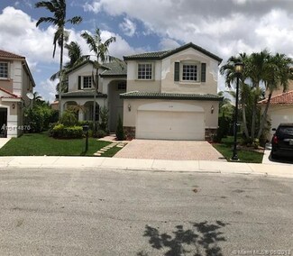 4199 Pinewood Ln, Weston, FL 33331