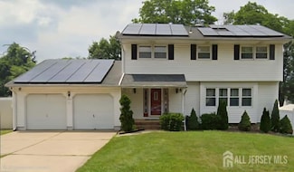 7 Stradford Rd, Parlin, NJ 08859