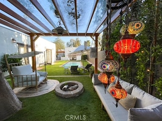 11101 Blix St, North Hollywood, CA 91602