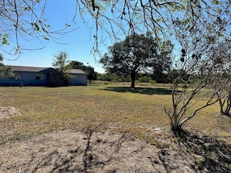 2607 Fm 318 E, Yoakum, TX 77995