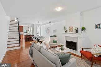 616 S Bambrey St, Philadelphia, PA 19146